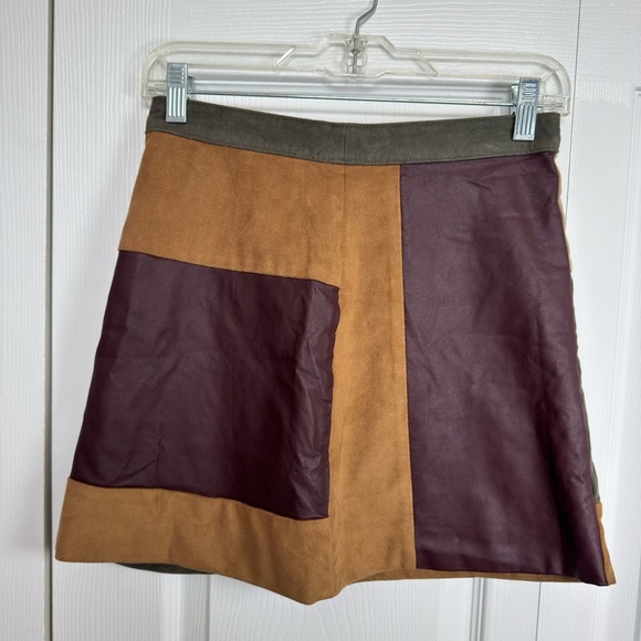 Abercrombie and fitch Faux leather and suede color block mini skirt size 2 - Picture 1 of 3